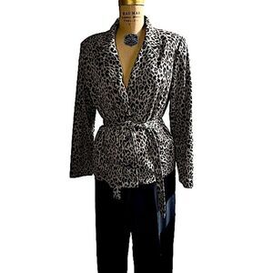 Vintage 90s Briggs New York tie waist leopard print jacket pants suit size 10.